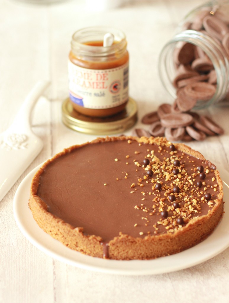 Tarte sablée caramel, pralin et chocolat Jivara 26