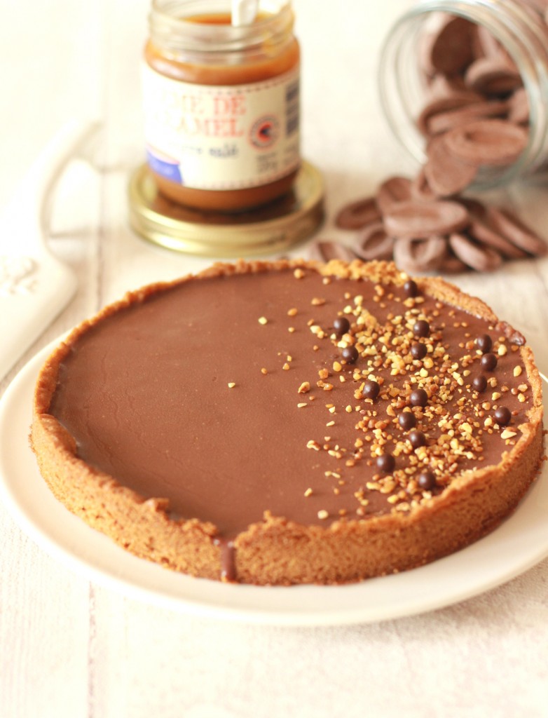 Tarte sablée caramel, pralin et chocolat Jivara 24