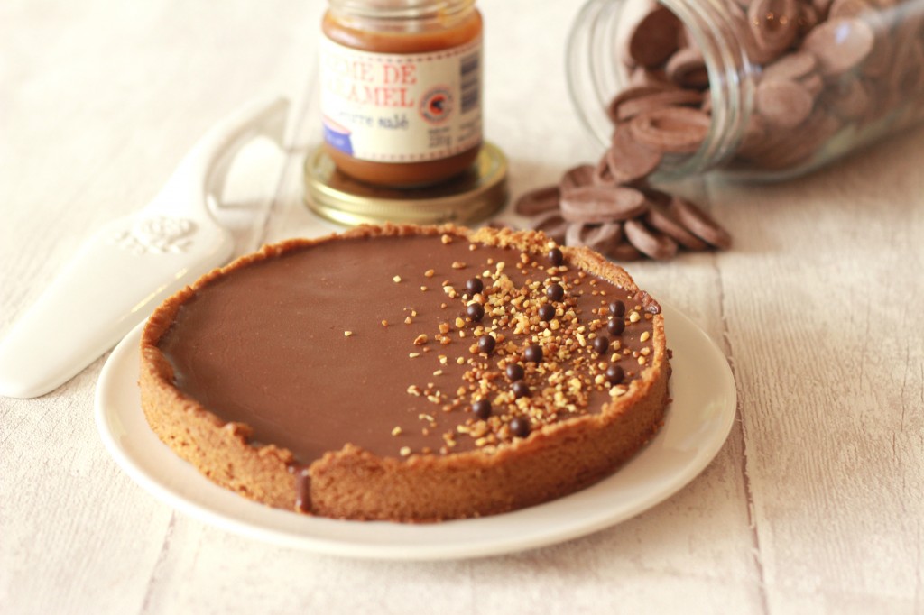 Tarte sablée caramel, pralin et chocolat Jivara 23