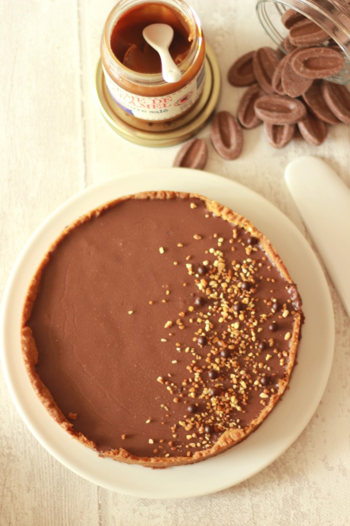 Tarte sablée caramel, pralin et chocolat Jivara 11