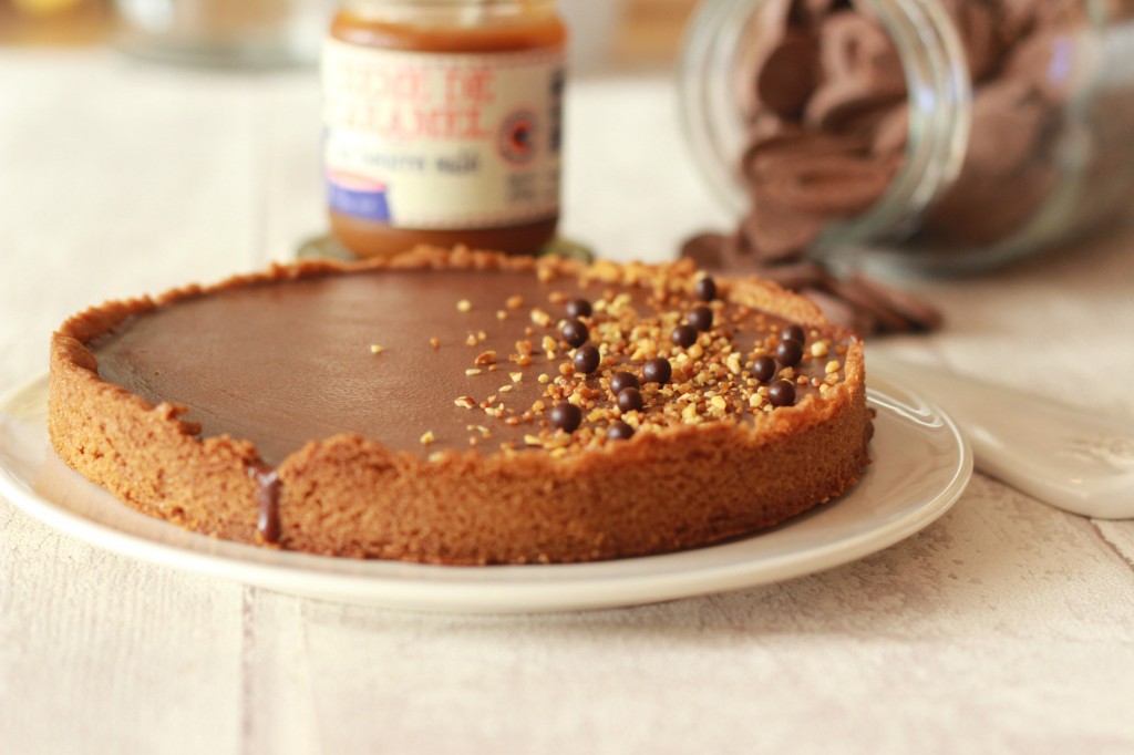 Tarte sablée caramel, pralin et chocolat Jivara 9